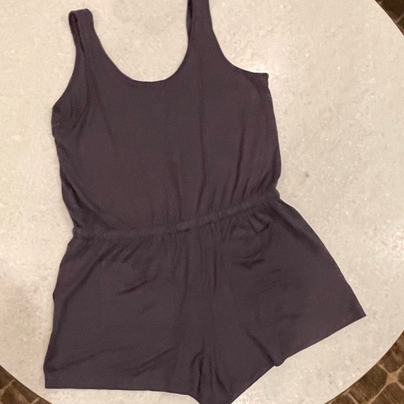 Lou and Grey L Short Jumper - Picture 2 of 5